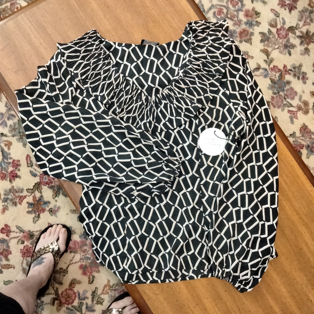 Geometric Black and White Women's Top
